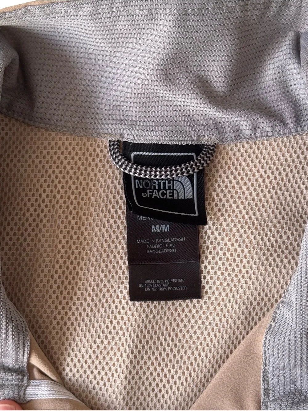 The North Face Men’s Beige Lightweight Full Zip Lined  Vest Size M